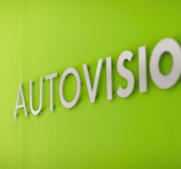 previous Case<span><brand>AutoVision<br></brand>Screendesign</span><i></i>